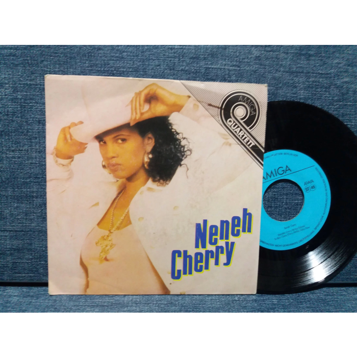 NENEH CHERRY AMIGA 4 TRACK