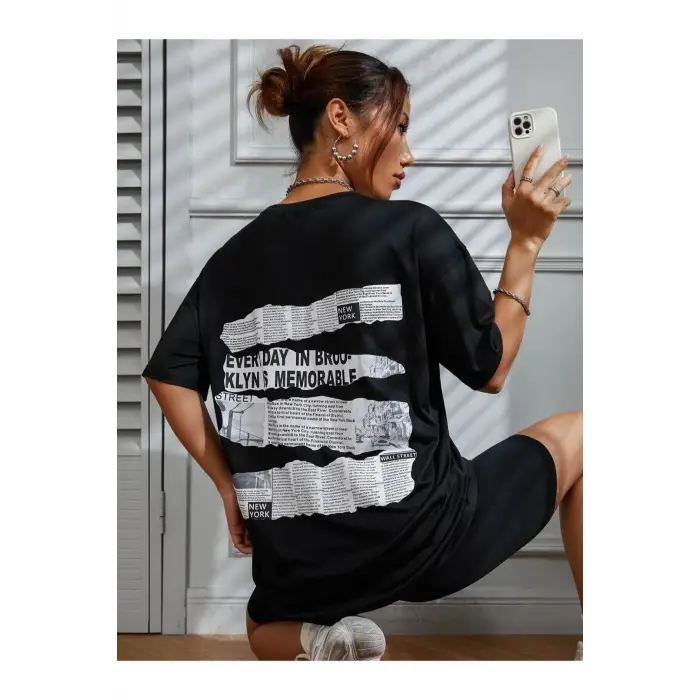 Brooklyn Slogan Baskılı Gazete Desenli Oversize
