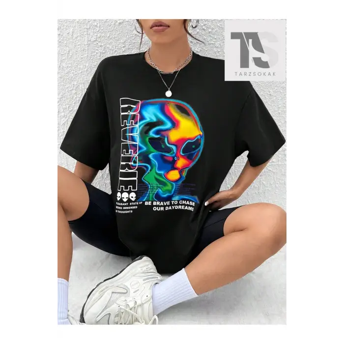 Coolane Alien ve Slogan Grafikli Düşük Omuzlu Tişört