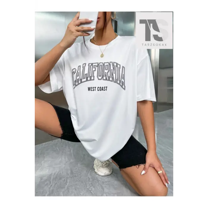 Damla Omuz Harfli Grafik Tişört