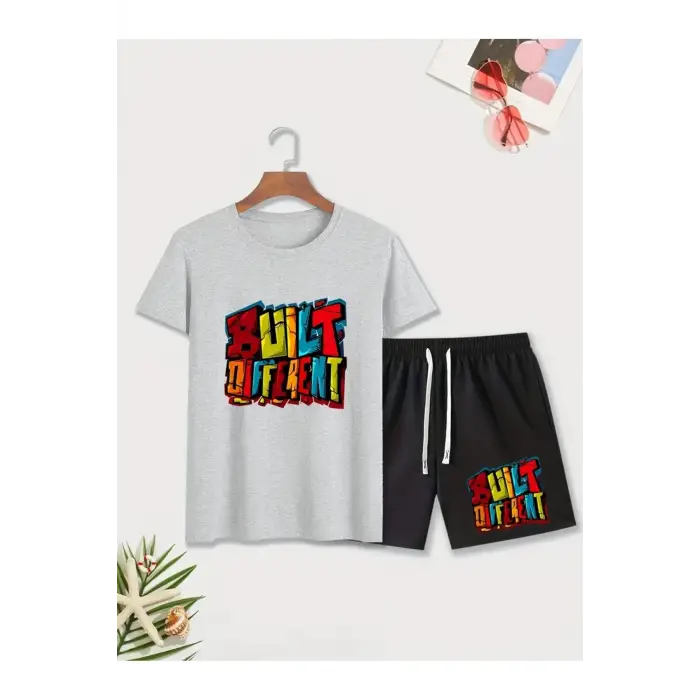 Erkek GriRenkli Built Different Baskılı Basic Oversize T-Shirt- Şort Takım strup0000000000014