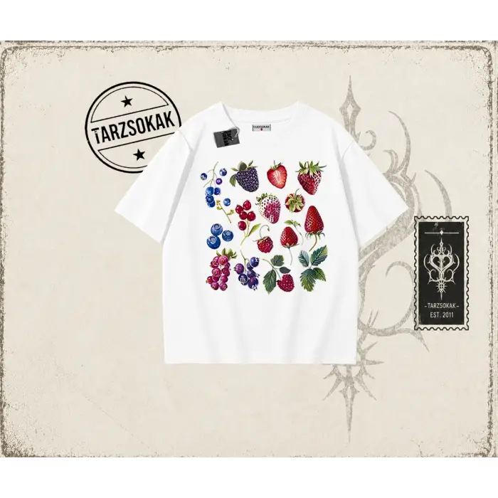 Kadın Berries Oversize Unisex Tişört Beyaz