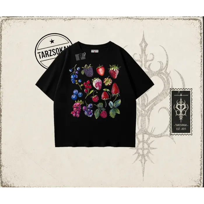 Kadın Berries Oversize Unisex Tişört Beyaz