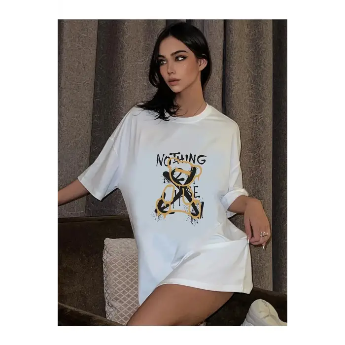 Kadın Beyaz Oversize Nothing Else Tshirt