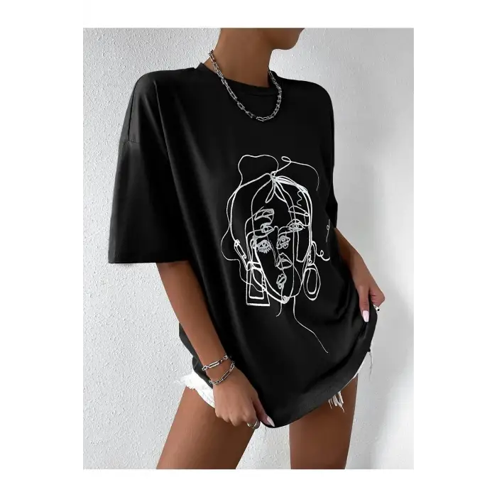 Kadın Çizgili Figür Oversize Siyah T-shirt