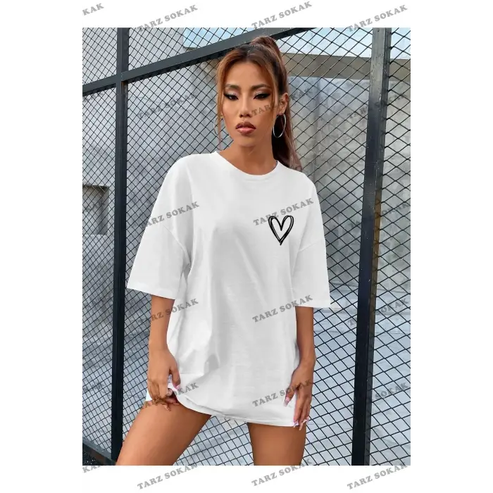 Kadın Küçük Kalp Baskılı Oversize