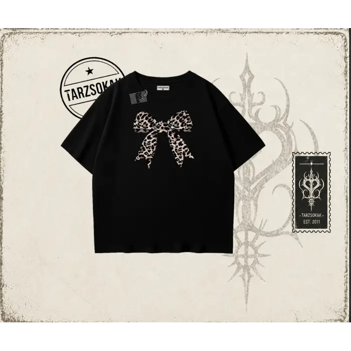 Kadın Leopar Kurdele Oversize Unisex Tişört Beyaz