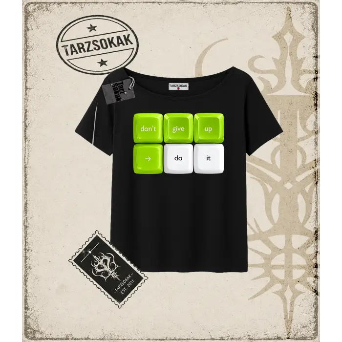 KEYCAP   Kadın Kayık Yaka Tişört