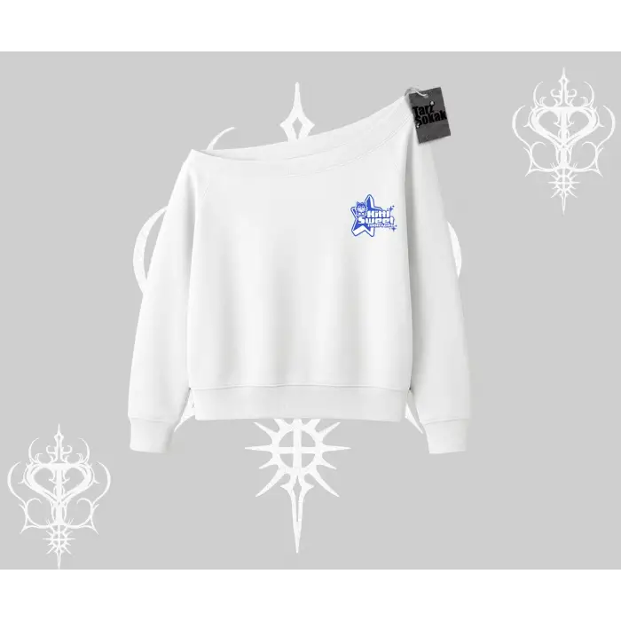 Kitti Sweet Mini Logo Baskılı Kayık Yaka Tshirt
