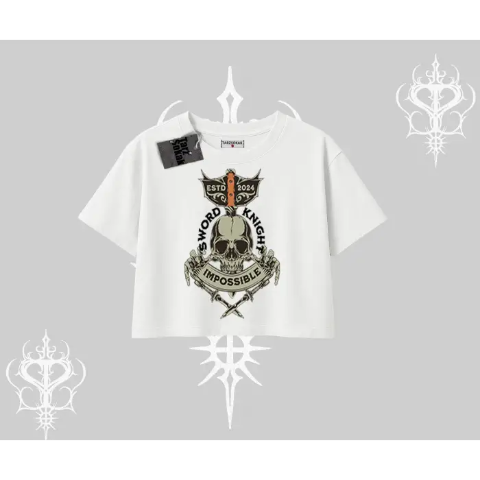 Oversize Crop Tshirt Sword Knight Skull Impossible Street Creed
