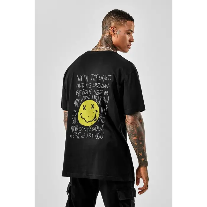 Oversize Nirvana Type Baskılı Siyah Tshirt NRAGE206