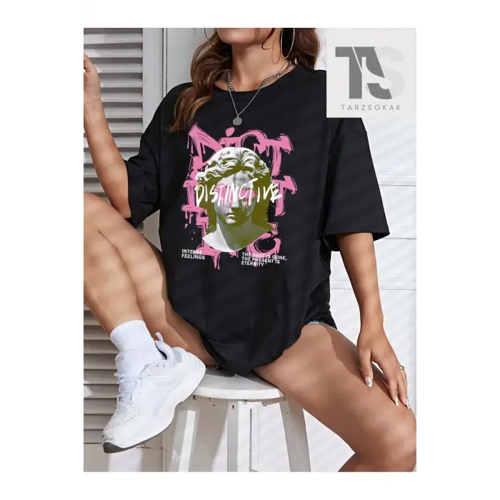 Slogan Grafikli Düşük Omuzlu Tişört
