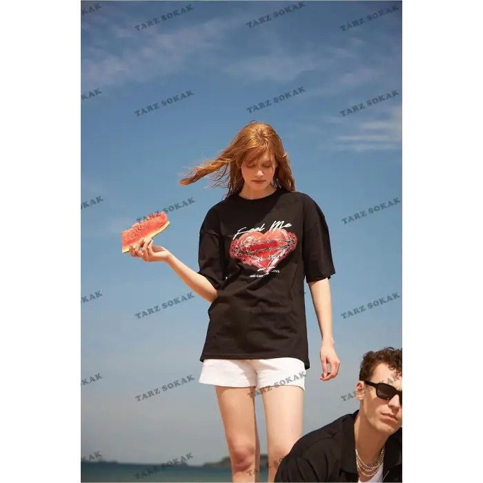 Unisex Feel Me Tshirt