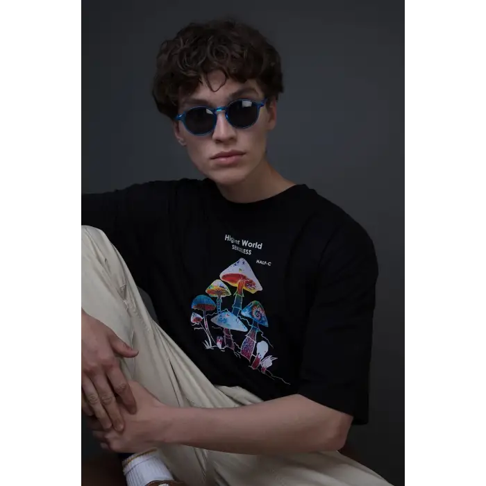 Unisex Higher World Siyah Tshirt