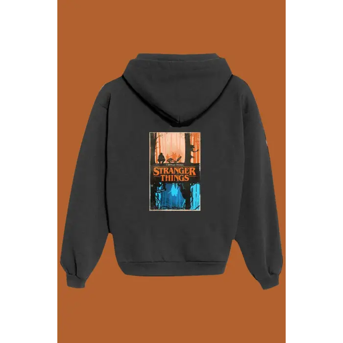Unisex Siyah Stranger Things Baskılı Sweatshirt