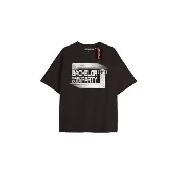 BACHELOR GAME OVER PARTY Unisex Oversize Yazılı Tshirt SİYAH