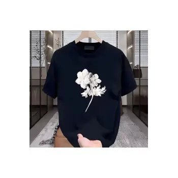 Beyaz Çiçek Baskılı Siyah Erkek