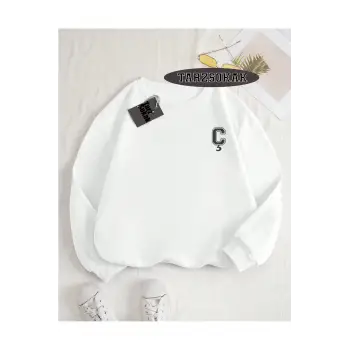 Biskilet Yaka Sweatshirt Beyaz Ç HARFİ İSME Özel Tasarım