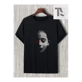 Erkek Harfli ve Şekilli Grafik Tişört