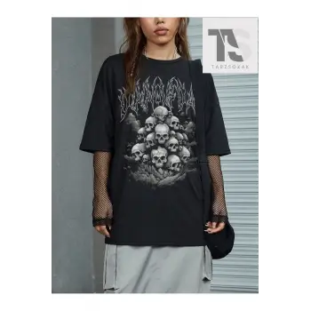 Goth Kafatası Baskılı Damla Omuz Tişört