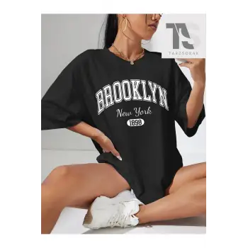 Harfli Grafik Düşük Omuz Oversize Tişört
