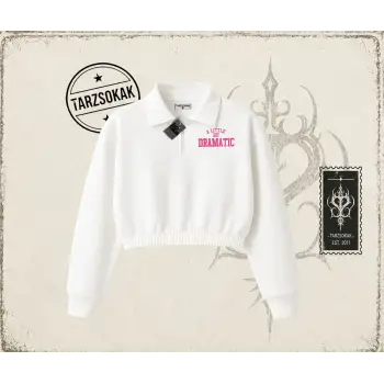 Kadın a Little Bit Dramatic Kadın Crop Polo Yaka Yarım Fermuarlı Sweatshirt Beyaz