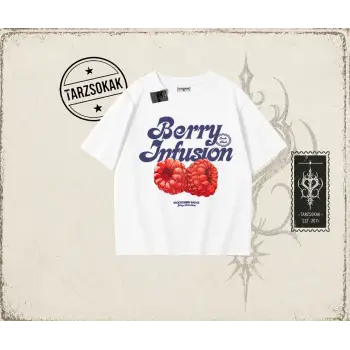 Kadın Berry Infusion Oversize Unisex Tişört Beyaz