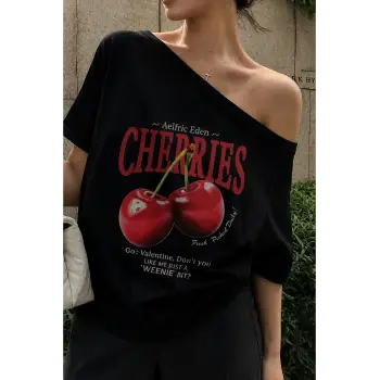 Kadın Düşük Omuz Kayık Yaka Cherries Baskılı