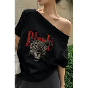 Kadın Düşük Omuz Kayık Yaka Panter Baskılı