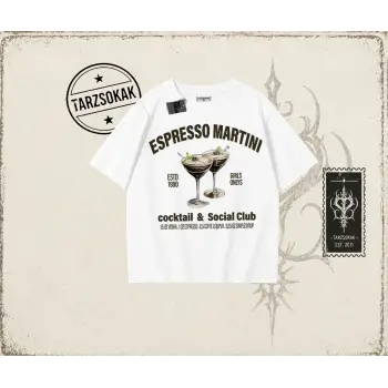 Kadın Espresso Martini Oversize Unisex Tişört Beyaz