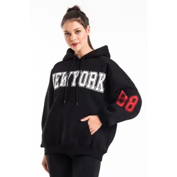 Kadın Siyah Baskı Detaylı Oversize Sweatshirt Cy84191