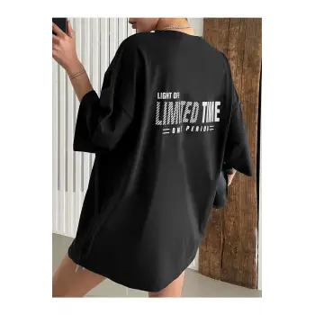 Kadın Siyah Oversize Limited Time Baskılı Tshirt