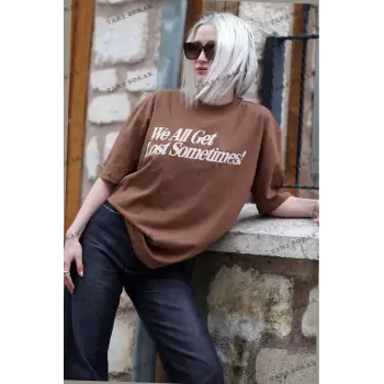 Kahverengi Baskılı Oversize Tişört