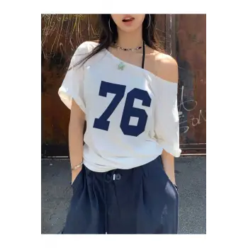 Kayık Yaka 76 Baskılı Oversize %100 Pamuk