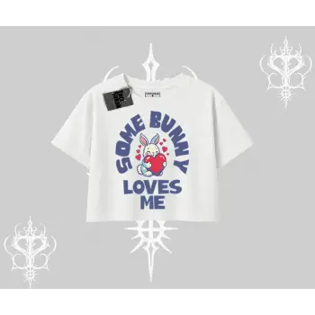 Oversize Crop Tshirt Sevimli Tavşan Some Bunny Loves Me Baskılı