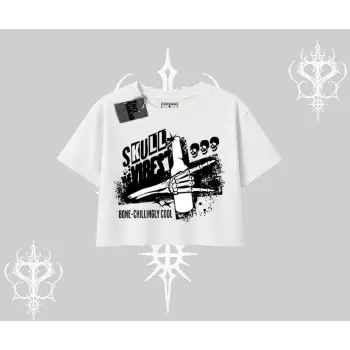 Oversize Crop Tshirt Skull Impact Bone Chilling Street Icon