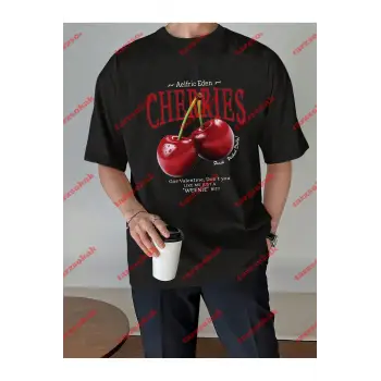 Red Cherries Baskılı Oversize Unisex Tshirt Siyah