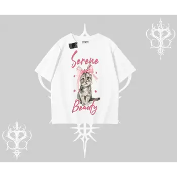 Serene Beauty Kedi Baskılı Oversize Tshirt