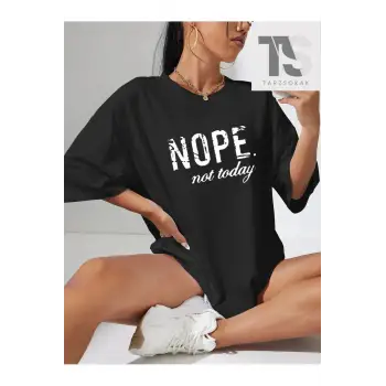 Slogan Grafikli Düşük Omuz Oversize Tişört