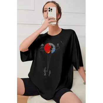 Unisex Evren Temalı Baskılı T-shirt