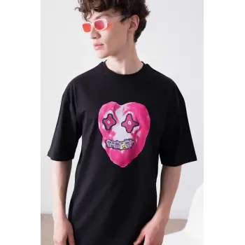 Unisex Kalp Siyah Tshirt