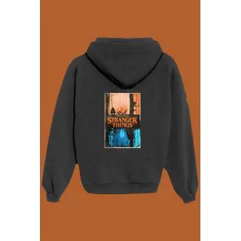 Unisex Siyah Stranger Things Baskılı Sweatshirt