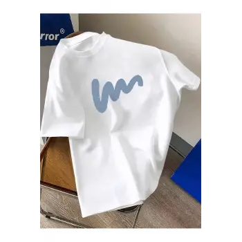 Unisex W Baskılı Tasarım