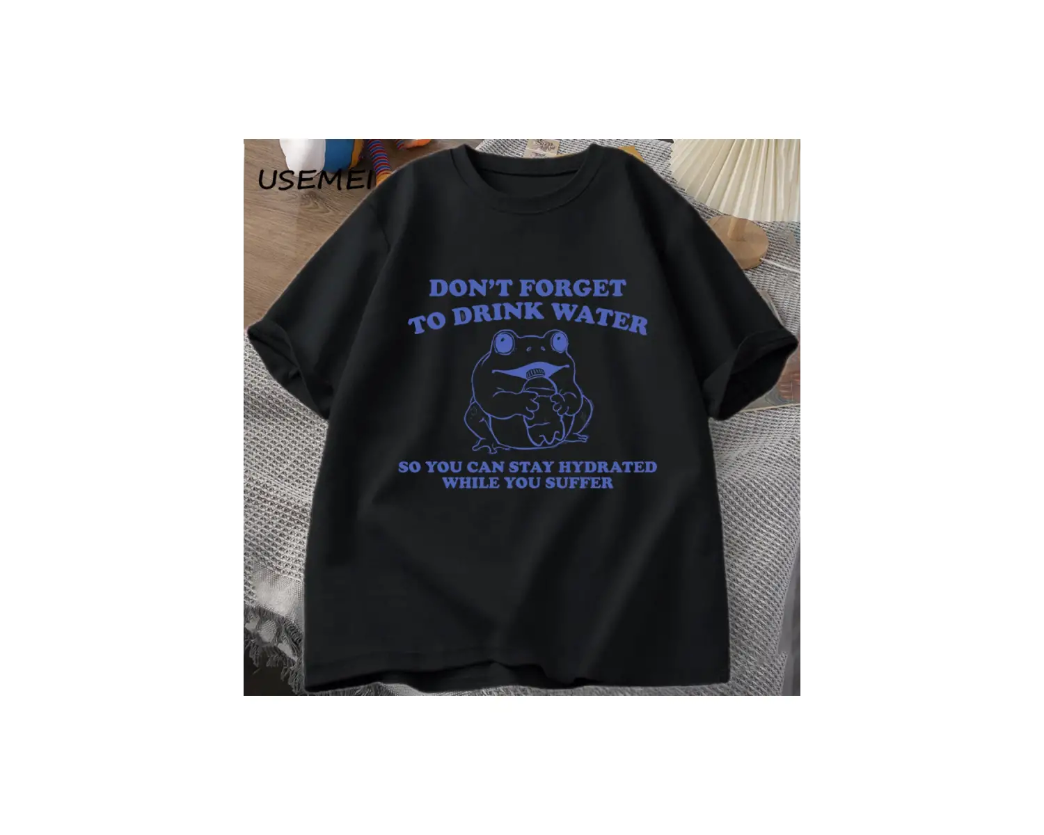 Acı çekerken hidrate kalmak T-Shirt Vintage stil komik kurbağa grafik Tee yaz pamuk kısa koll 2925