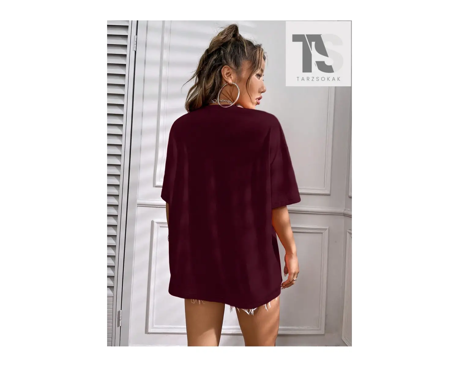 Ayı Ve Mektup Grafikli Tişört