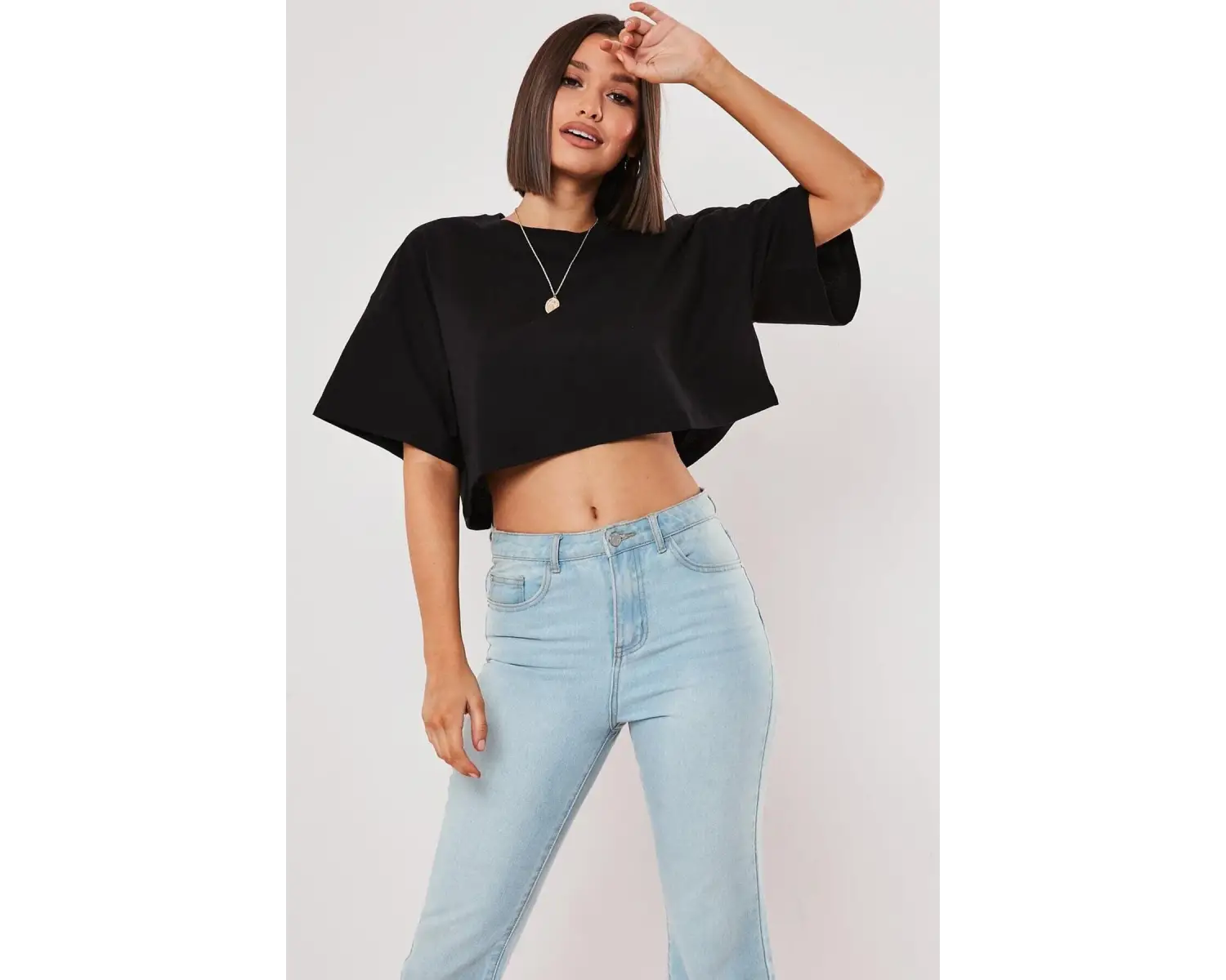 Beyaz %100 Pamuk Bisiklet Yaka Oversize Crop T-shirt