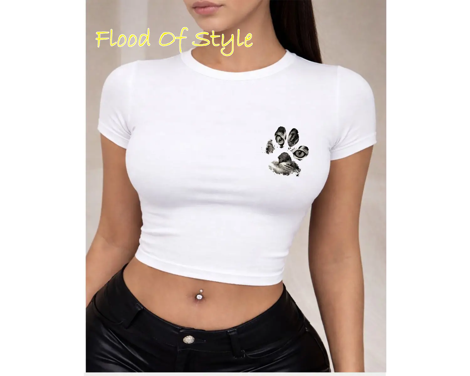 Beyaz Babby Tee minimal kedi patisi Özel tasarım