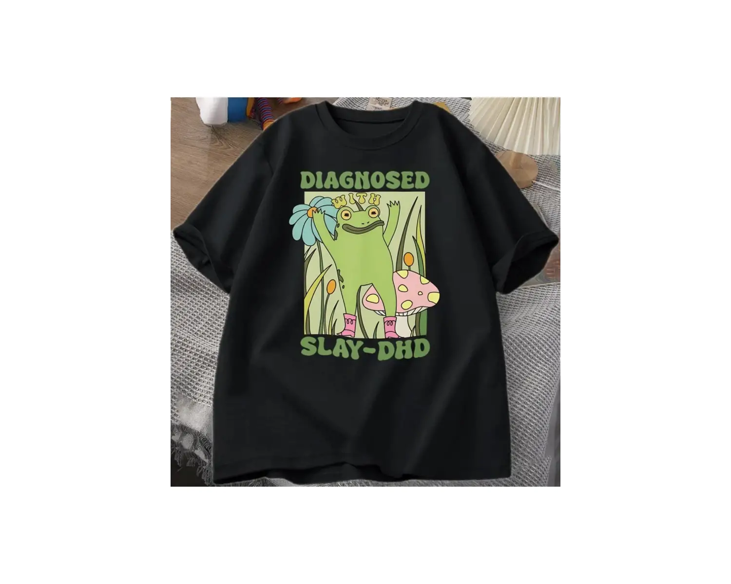 Beyaz Bir Bomba Var Komik Kedi Dank Meme Tee Kedi Lover Unhinged Çirkin