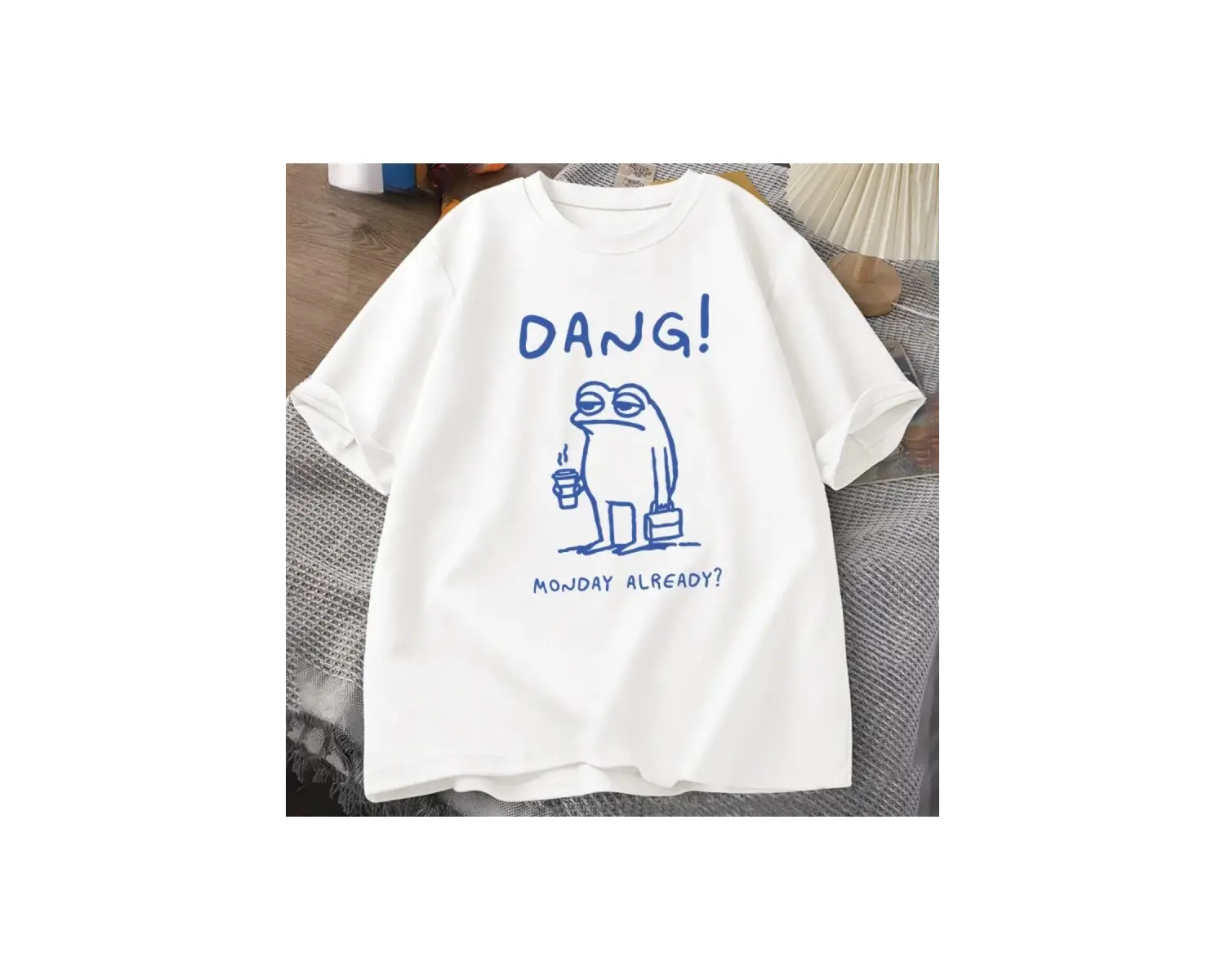 Beyaz Dang Pazartesi Zaten Eğlenceli Eğlenceli Kurbağa Baskı kısa kol