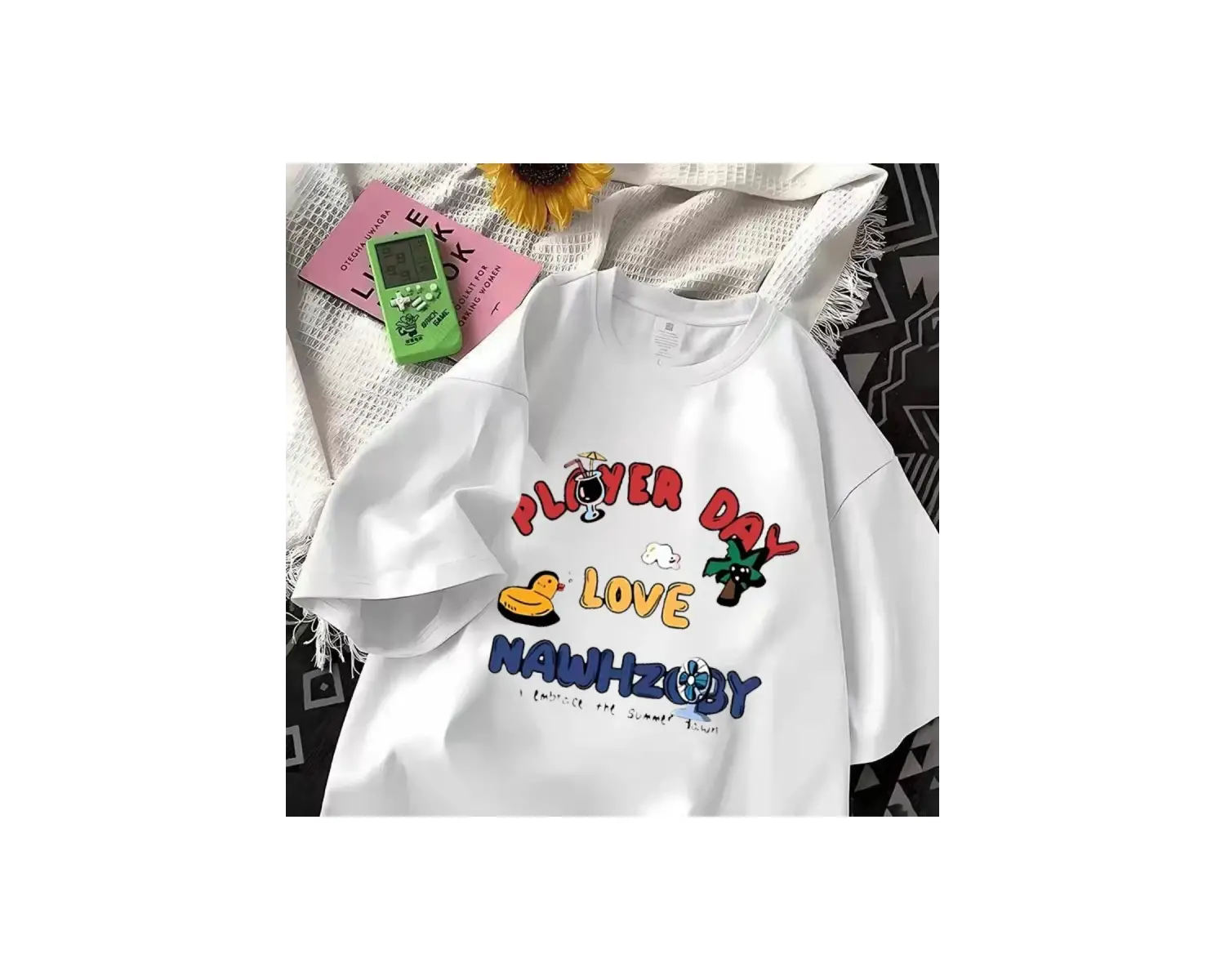 Beyaz Evrensel Karikatür Baskı Gevşek günlük Yaz Basit k T